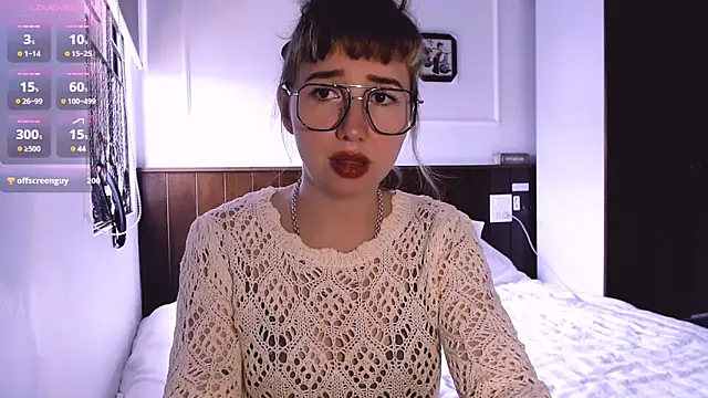 Snapshot of Cosmo_Riri chatting on January 2025 04:59:01 AM Cosmo Riri online show from January 2025 04:59:01 AM