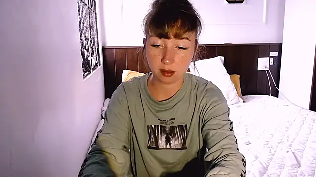 Snapshot of Cosmo_Riri chatting on March 2025 05:44:02 AM Cosmo Riri online show from March 2025 05:44:02 AM