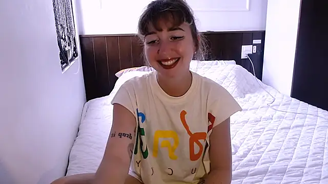 Snapshot of Cosmo_Riri chatting on March 2025 05:54:01 AM Cosmo Riri online show from March 2025 05:54:01 AM