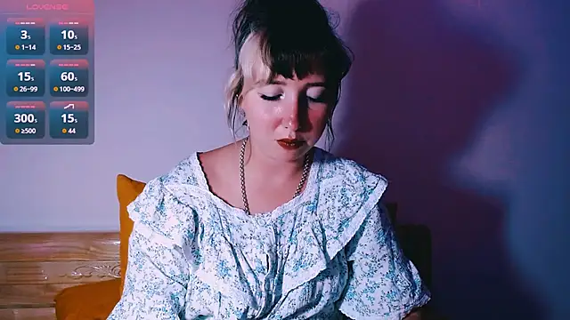 Cosmo Riri online show from February 2026 10:29:02 AM