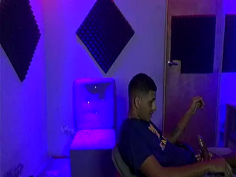 jess2020 online show from November 2025 01:48:02 AM