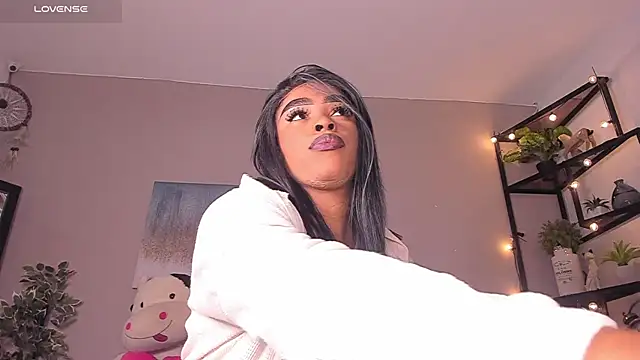 Briana Wells  online show from March 2026 12:44:01 PM