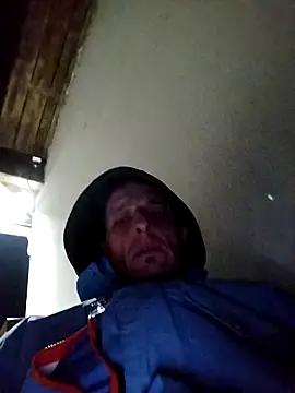 Cuple1 online show from March 2025 08:37:02 PM