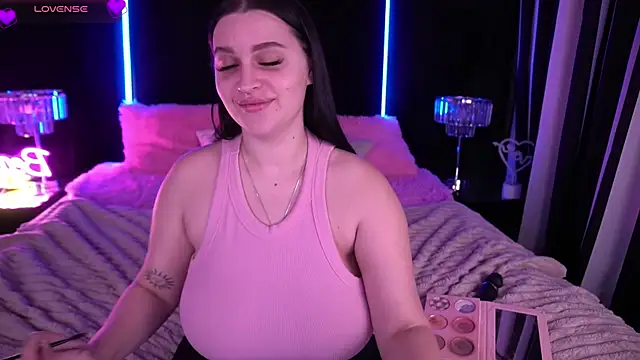 Snapshot of JeysyPotter chatting on December 2024 02:17:01 PM JeysyPotter online show from December 2024 02:17:01 PM