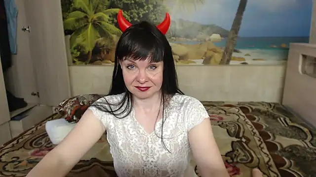 Aphelandra online show from May 2026 10:01:02 AM