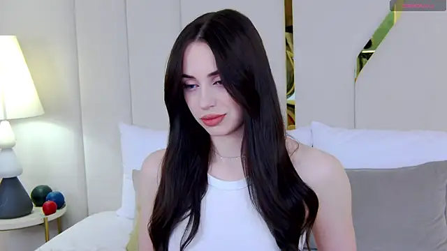 Betty Bridge online show from April 2026 02:47:02 AM