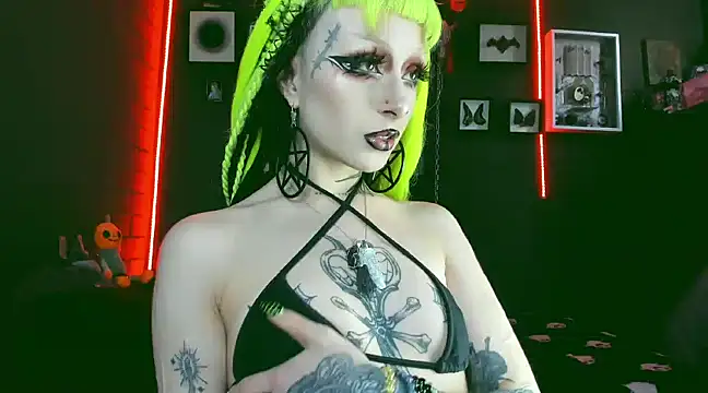 insania 9999  online show from December 2024 07:32:02 PM