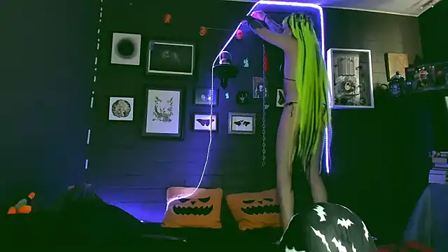 insania 9999  online show from February 2025 04:46:02 PM