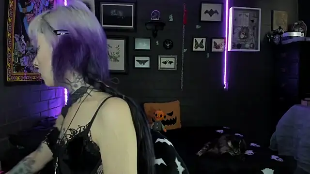 insania 9999  online show from October 2025 06:30:01 PM