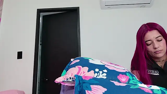 celeste sea online show from March 2026 07:11:01 PM