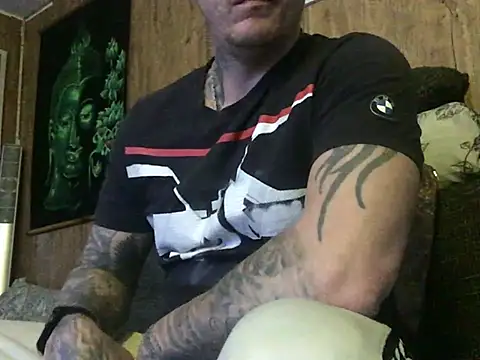 Snapshot of steveindahouse chatting on March 2025 06:51:02 AM steveindahouse online show from March 2025 06:51:02 AM