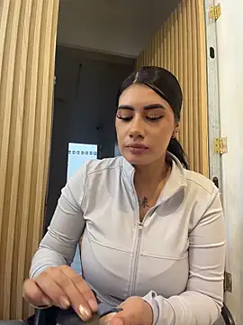 Snapshot of clarachanelricek chatting on May 2026 08:27:01 PM clarachanelricek online show from May 2026 08:27:01 PM