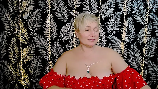 Olivia playful online show from February 2025 03:39:02 PM