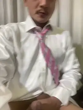 Satinshirt1992 online show from February 2026 04:14:01 PM