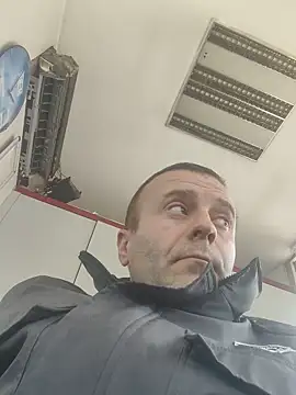 Snapshot of muscularsexy chatting on April 2026 10:53:02 AM muscularsexy online show from April 2026 10:53:02 AM