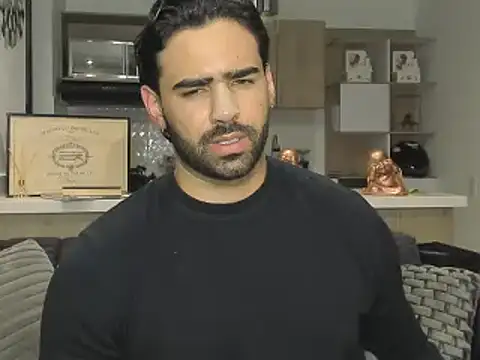 BradleySmithx online show from December 2024 11:31:01 PM