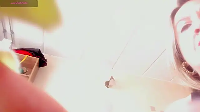 charlize legs online show from December 2024 04:28:02 PM