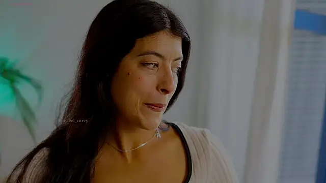 anabelcurvy online show from April 2026 01:06:01 PM