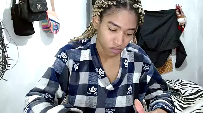 angelamarie1 online show from January 2025 03:18:02 PM