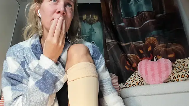 Lola Belgium online show from October 2025 07:20:01 AM