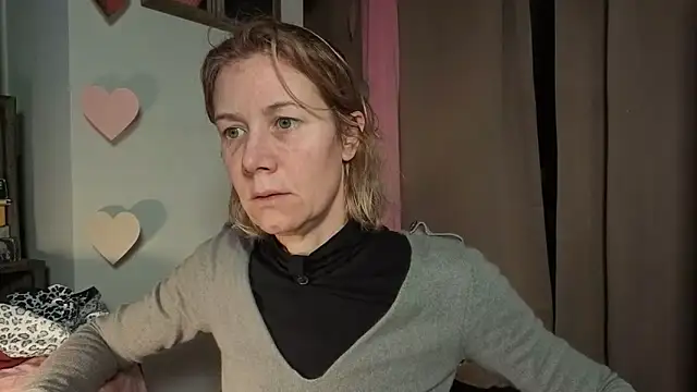 Snapshot of Lola_Belgium chatting on March 2026 07:32:02 AM Lola Belgium online show from March 2026 07:32:02 AM