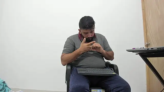 isearchcompany online show from November 2025 11:51:01 PM