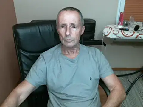 Snapshot of olibrius71 chatting on January 2025 02:36:01 AM olibrius71 online show from January 2025 02:36:01 AM