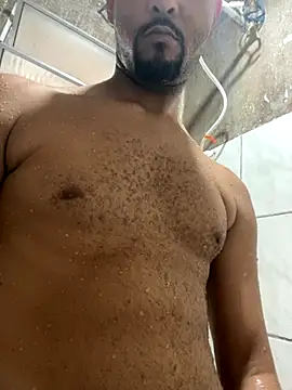 Snapshot of MORENODOTADO13 chatting on December 2025 01:42:01 PM MORENODOTADO13 online show from December 2025 01:42:01 PM