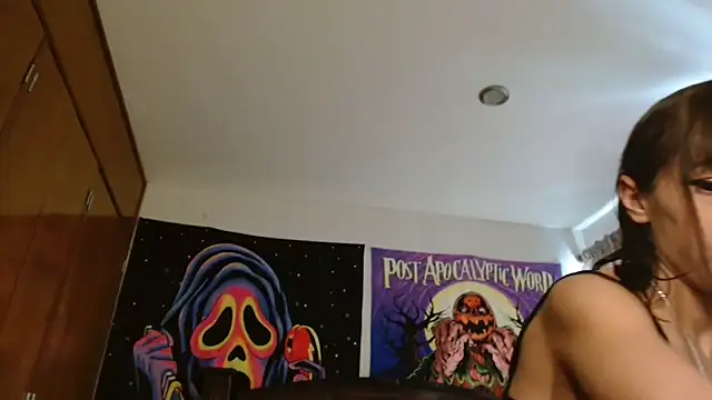 MINI Petite online show from March 2026 06:03:01 PM