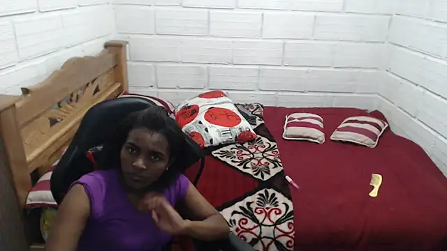 sexyjustin202 online show from December 2024 02:41:01 AM