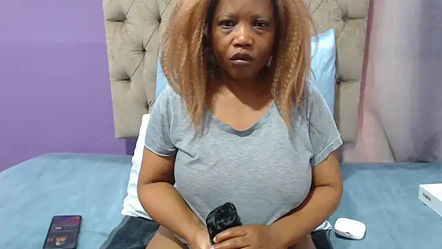 PeachAss4UU online show from July 2026 06:33:03 AM