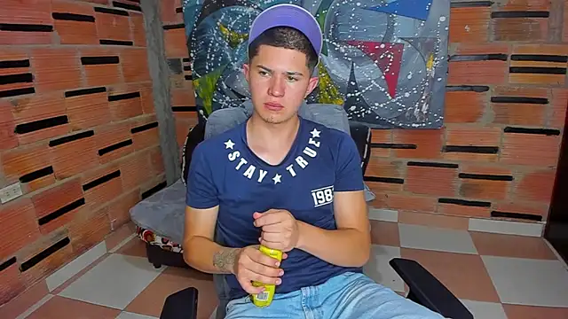 patrik 027 online show from January 2025 07:00:02 PM