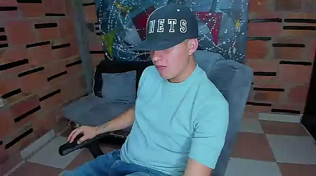 patrik 027 online show from February 2025 10:43:02 PM