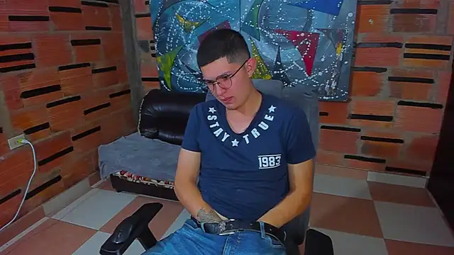 patrik 027 online show from March 2025 09:21:01 PM