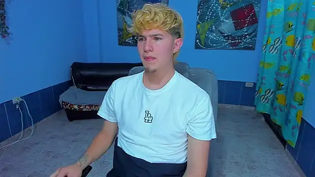 patrik 027 online show from September 2025 06:29:02 PM