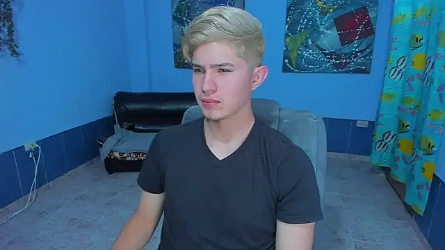 patrik 027 online show from September 2025 05:29:02 PM