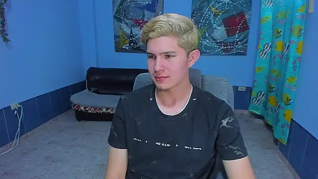 patrik 027 online show from October 2025 07:01:02 PM