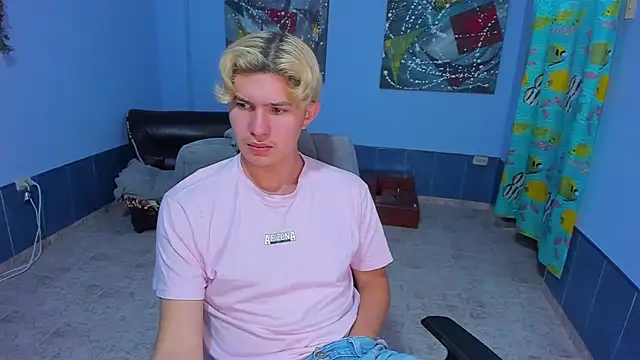 patrik 027 online show from November 2025 07:52:02 PM