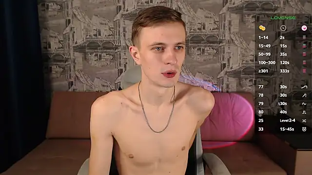 Snapshot of Oliver_Fresh chatting on December 2024 08:33:02 AM Oliver Fresh online show from December 2024 08:33:02 AM