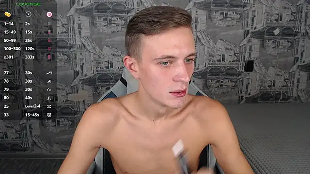 Snapshot of Oliver_Fresh chatting on September 2025 09:25:02 AM Oliver Fresh online show from September 2025 09:25:02 AM