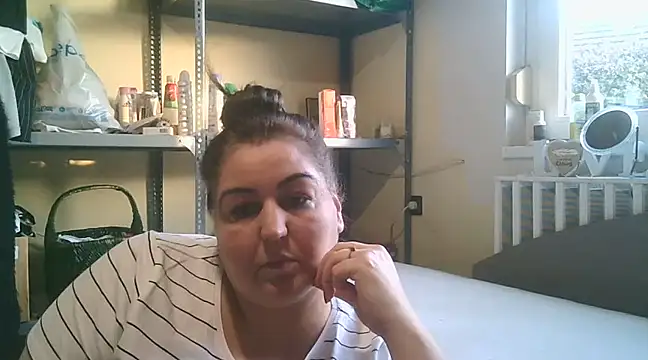 Snapshot of Mileva88 chatting on January 2025 02:30:01 PM Mileva88 online show from January 2025 02:30:01 PM