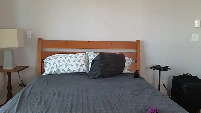 CharlotteDoe online show from April 2026 12:25:01 PM