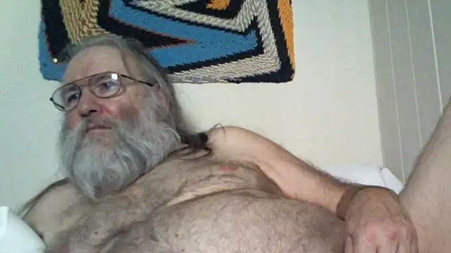 Snapshot of SexySantaC chatting on March 2025 09:48:02 PM SexySantaC online show from March 2025 09:48:02 PM