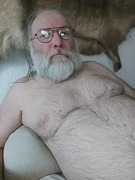 Snapshot of SexySantaC chatting on June 2026 03:45:01 AM SexySantaC online show from June 2026 03:45:01 AM