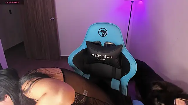 Miss Nicole online show from March 2026 12:27:01 AM