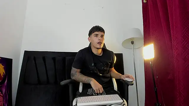 Evan stoner online show from October 2025 03:59:01 AM