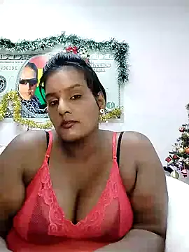 NWC4LYF online show from January 2025 10:02:02 PM