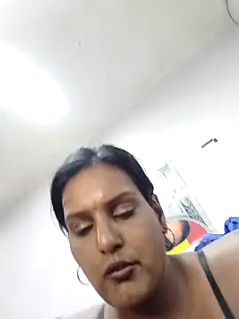 NWC4LYF online show from February 2025 04:10:02 PM