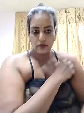 Snapshot of NWC4LYF chatting on May 2026 10:44:01 AM NWC4LYF online show from May 2026 10:44:01 AM