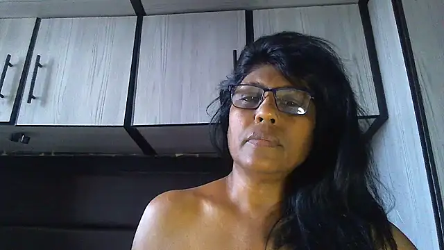 MsAttitude online show from March 2025 12:09:01 PM